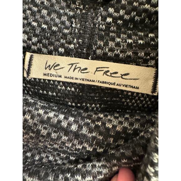 We the Free Sunny Day Night Star Charcoal Gray Turtleneck M Pullover Sweatshirt - Picture 3 of 12